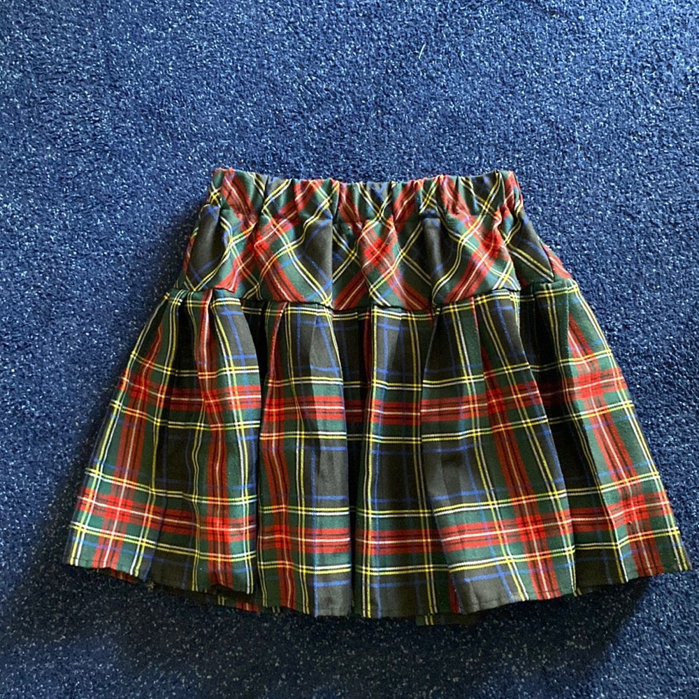 Cute plaid mini skirt size large no stains no holes
